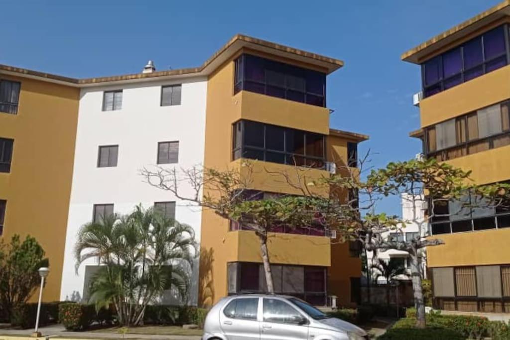 Apartamento - Flamingo Suites Higuerote Esterno foto